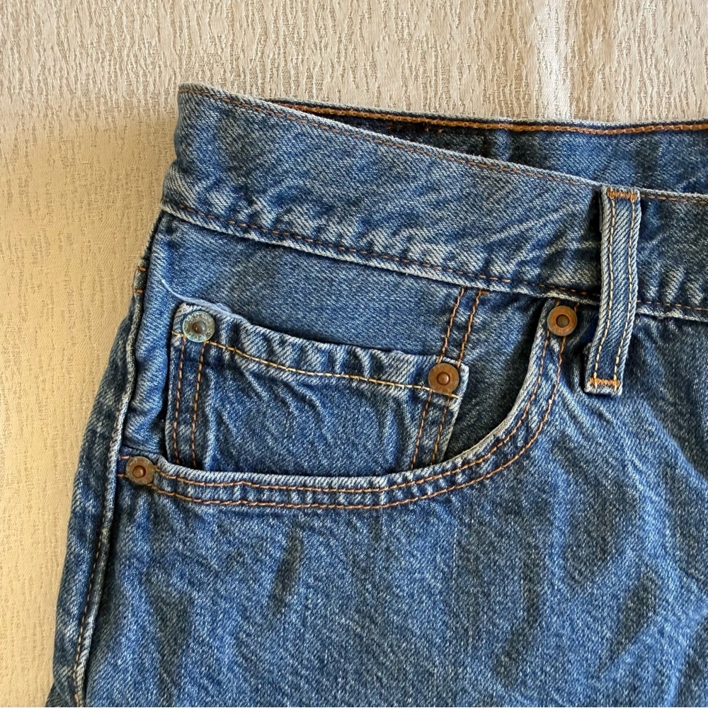Levis 501 Womens Size W30 Blue Cut Off Denim Shorts Button Fly - Picture 12 of 16